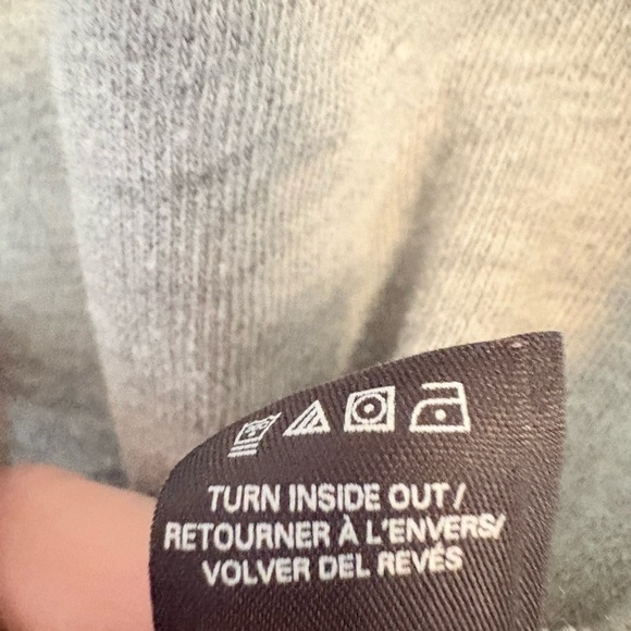 Victoria's Secret Gray Supermodel Essentials Top - Picture 3 of 3